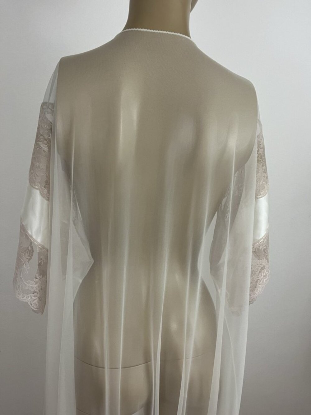 Vintage Val Mode Women's S Sheer Robe Nylon Lace Satin Trim Ivory - Picture 8 of 13